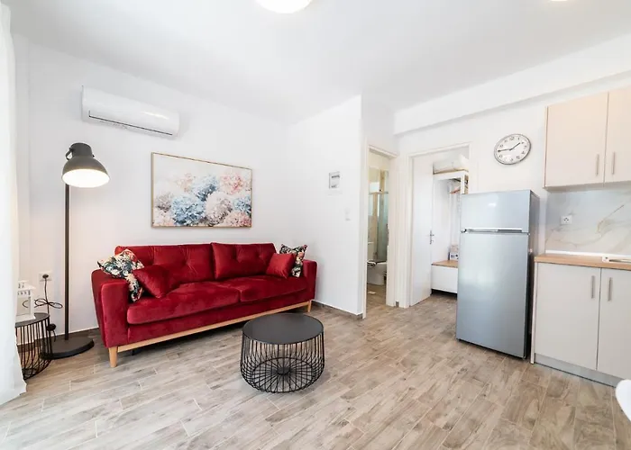 Aphrodite Residential Complex Ofrínion